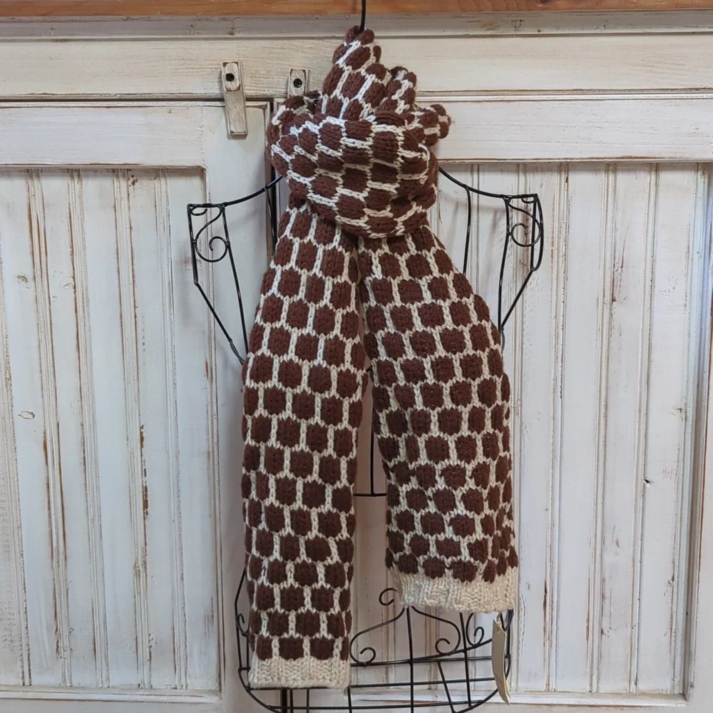 Inuerni, brown and cream wool blend scarf